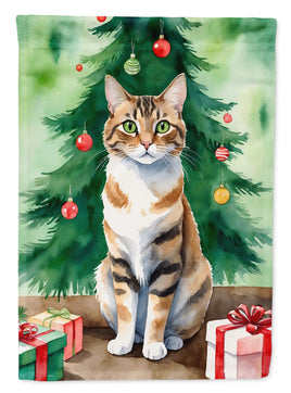 Owyhee Bob Cat by the Christmas Tree House Flag